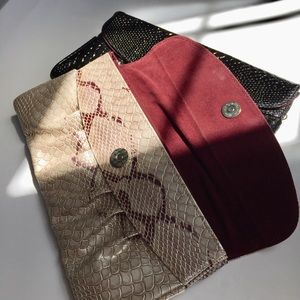 VINTAGE Pearlesque Snakeskin Clutch Purse